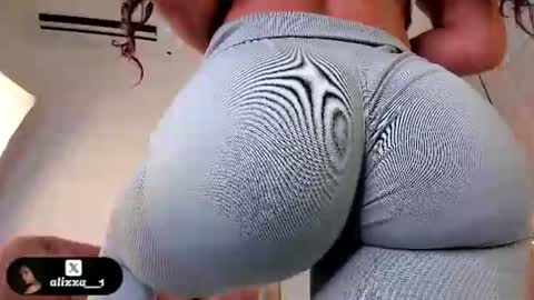 alizza_ online show from July 28, 4:39 pm