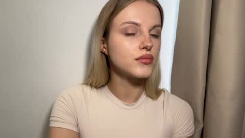 Kate online show from July 18, 4:09 pm