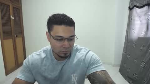 allen_ferrer10 online show from January 18, 4:05 pm