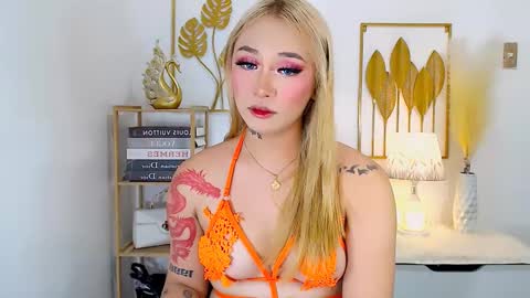 Your Lovely Allena online show from December 7, 7:38 pm