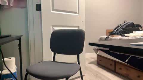 Allergictolove online show from February 7, 5:05 pm