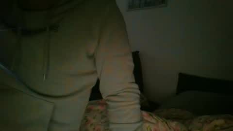 alles594462 online show from March 27, 9:16 pm