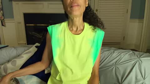 wishlist on bio online show from October 4, 2:42 am