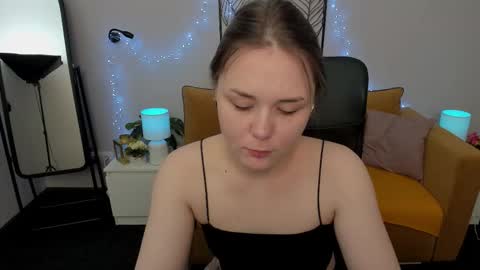 Snapshot of alli_zi chatting on September 20, 4:04 am Blair online show from September 20, 4:04 am