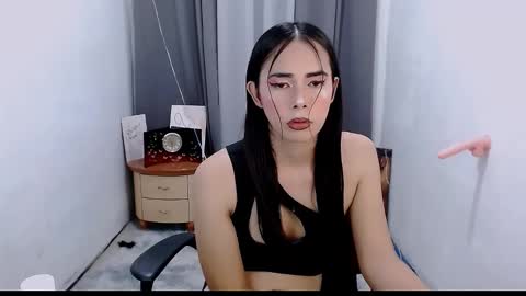 alliahsmith online show from September 10, 1:12 pm