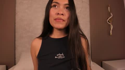 A L L I E online show from February 14, 2:58 am