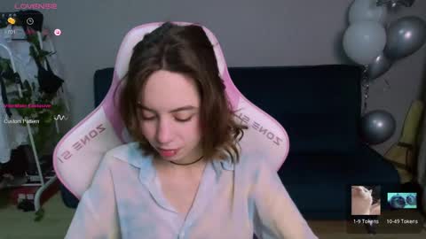 Snapshot of allie_hazie chatting on February 16, 10:43 pm alice online show from February 16, 10:43 pm