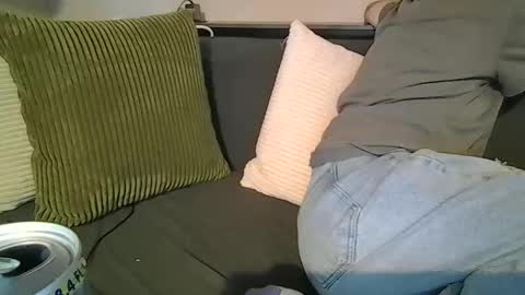 alliebearx online show from May 10, 2:51 am
