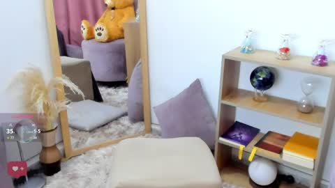    online show from March 31, 8:42 pm