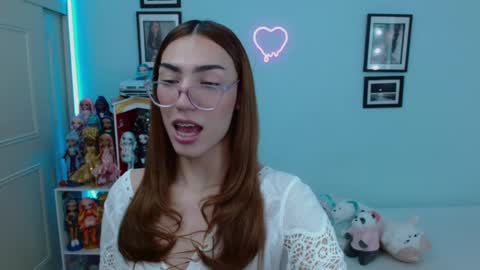   online show from February 5, 12:31 am