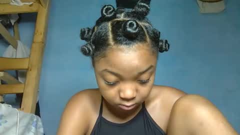 allizida01 online show from November 23, 2:26 pm