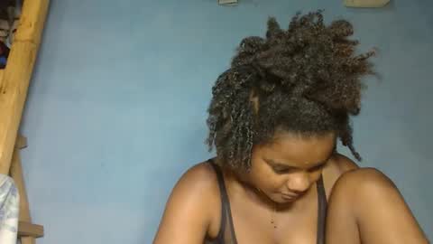 allizida01 online show from November 19, 5:23 pm