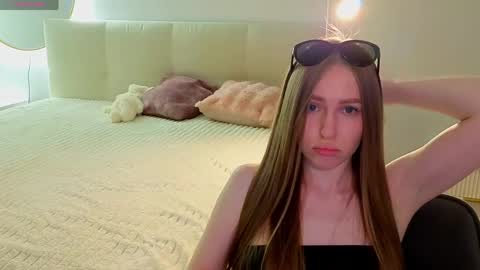 Axi online show from May 22, 2:57 pm