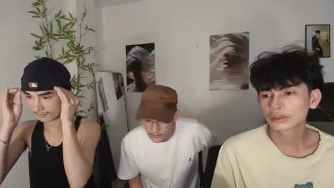 kim and josh online show from May 21, 2:07 am