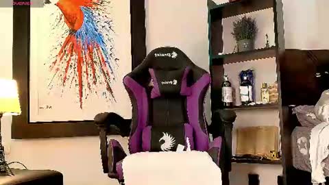 allymdo online show from August 5, 6:27 pm