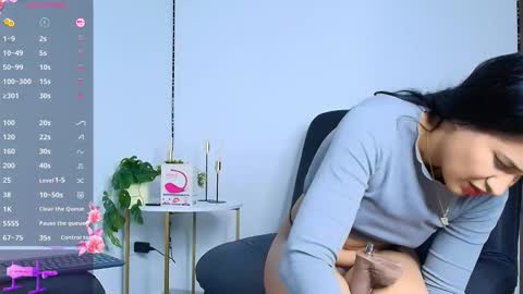 allymdo online show from December 4, 12:27 pm