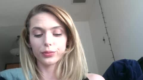 Ally Girl In Her Ally World online show from July 8, 1:42 am