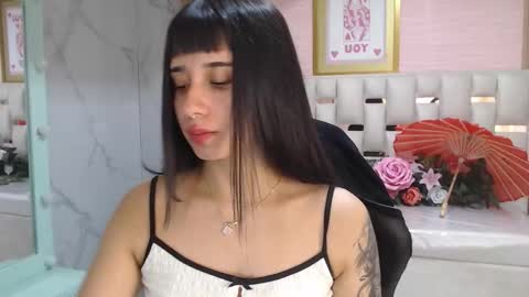 Allysa  online show from December 15, 8:49 pm