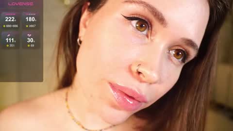 Alma online show from December 22, 5:20 pm