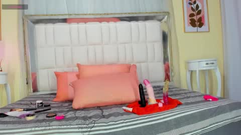   online show from September 14, 2:03 am