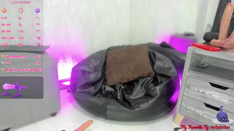 Santy online show from November 10, 3:09 am