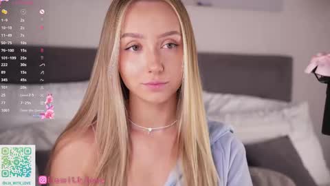 Lia online show from September 10, 3:29 am