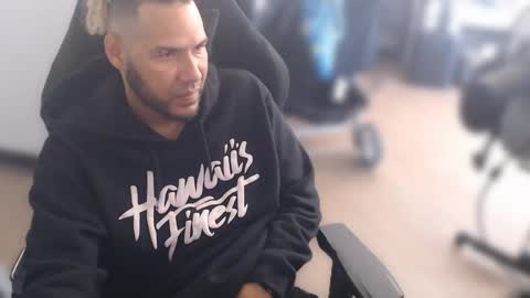 simplyfaded online show from February 23, 8:33 pm