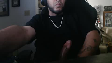 simplyfaded online show from April 24, 9:44 am