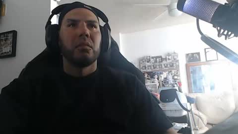 simplyfaded online show from May 3, 2:39 am