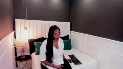 Alondra  online show from May 19, 11:39 am