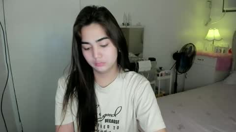 alovelydollnica online show from March 30, 3:23 pm