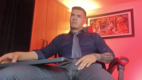 alpha_dominus_ online show from January 16, 9:29 am