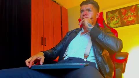 alpha_dominus_ online show from October 3, 5:05 am