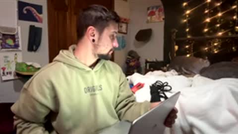 alphadomcole online show from November 28, 6:10 am