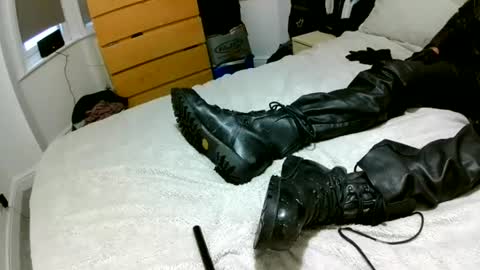 alphagod_luke online show from June 17, 4:39 am