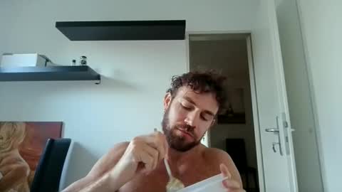 alphah_hunk online show from October 11, 3:05 pm