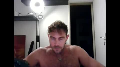 alphah_hunk online show from November 18, 7:17 pm