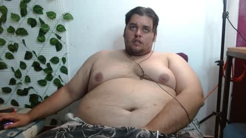 Snapshot of altairstudiosboy chatting on February 26, 12:41 am Jhosep online show from February 26, 12:41 am