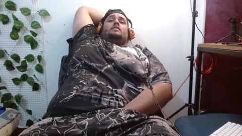 Snapshot of altairstudiosboy chatting on February 3, 3:06 pm Jhosep online show from February 3, 3:06 pm