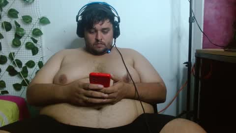 Snapshot of altairstudiosboy chatting on January 24, 11:37 am Jhosep online show from January 24, 11:37 am