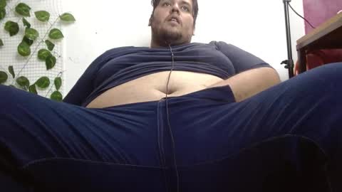 Snapshot of altairstudiosboy chatting on March 6, 1:05 am Jhosep online show from March 6, 1:05 am