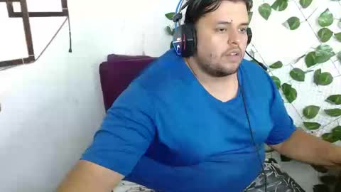 Snapshot of altairstudiosboy chatting on September 22, 2:54 pm Jhosep online show from September 22, 2:54 pm