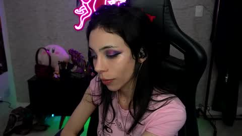 Sofie Kimino online show from December 17, 7:39 am