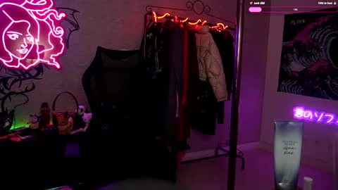 Sofie Kimino online show from January 1, 7:20 am