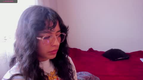 . .  online show from December 23, 8:47 pm