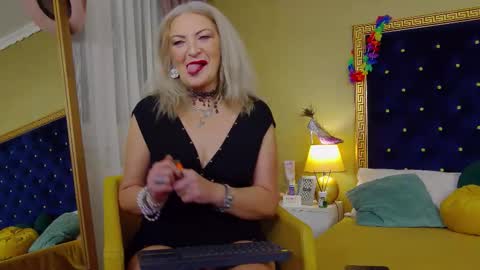 Alura Jenson online show from December 16, 8:26 pm