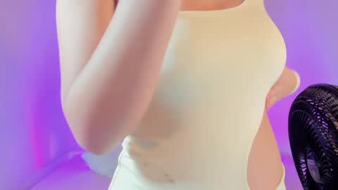 Aly online show from April 25, 1:41 pm