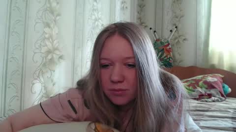 alya764770 online show from April 17, 2:03 am