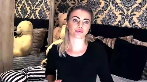 aly online show from January 10, 1:41 pm