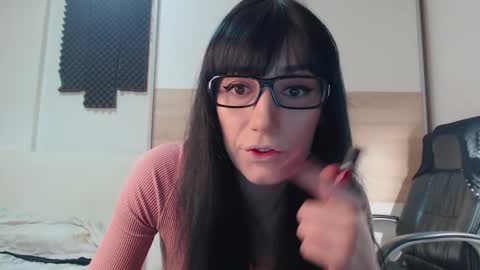 Alice online show from April 8, 12:08 pm